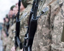 Под Авдеевкой ранен военный