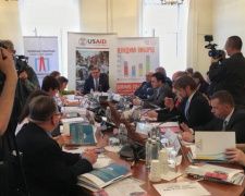 Как помочь ВПЛ и жителям ОРДЛО: озвучены важные рекомендации