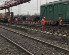 Гройсман высказался о железнодорожном сообщении с Мариуполем