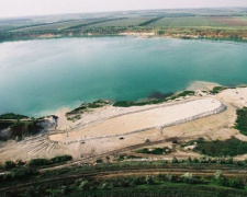 "Нужен мир!": Авдеевку показали с высоты птичьего полета. ВИДЕО