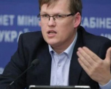 В Кабмине обещают поднять минималку