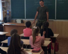 Стало известно, как полиция Донетчины охраняла День знаний (ФОТО)