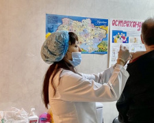 На Авдеевском коксохиме прошел очередной этап вакцинации сотрудников: первую дозу вакцины уже получили 927 человек