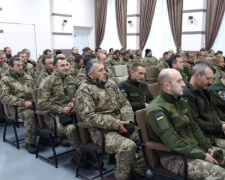 В Авдіївці військових вітали концертом (ФОТО)