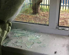 В Донецкой области неизвестный бросил гранату в жилой дом. Есть жертвы, - полиция