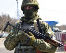 На блокпостах Донетчины задержали более 10 возможных боевиков