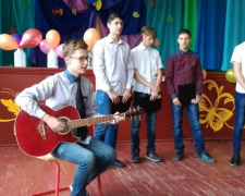 В Авдеевке студенты профтехучилища мечтают о комнате отдыха и музыкальном оборудовании (ФОТО