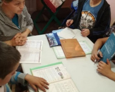 В авдеевском &quot;Вулике&quot; волонтеры встретились с детворой  (ФОТО)