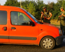 «Охота» на блокпостах Донетчины: полиция остановила боевиков и боеприпасы