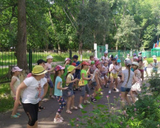 В Авдеевке открылось шесть летних пришкольных лагерей