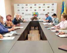 В Авдеевке впервые для выпускников устроят общегородской праздник