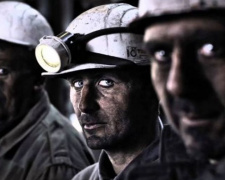 На Донетчине протестуют горняки трех шахт
