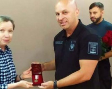 Главврачу Авдеевской ЦГБ вручили медаль
