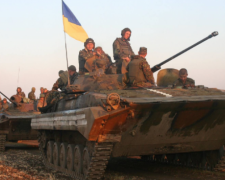 За прошедшие сутки боевики 63 раза обстреливали позиции ВСУ, - штаб АТО