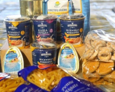 Жителі Авдіївки отримали продуктові набори від Метінвесту
