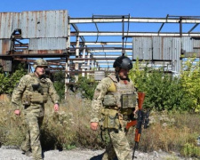    Командующий Объединенных Сил проверил ситуацию на передовой в районе авдеевской &quot;Промзоны&quot; (ФОТО)
