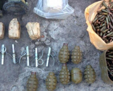 В Авдеевке изъяли гранаты и взрывчатку