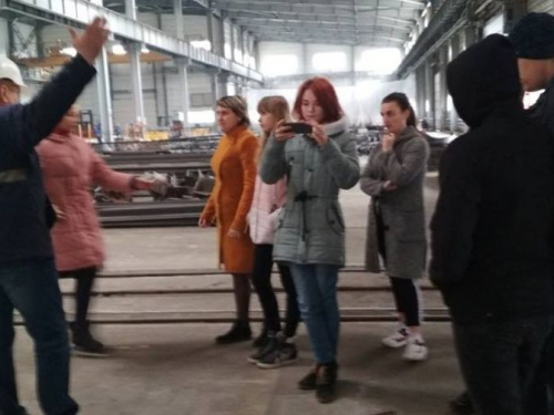 В Авдеевке школьникам устроили профессиографическую экскурсию (ФОТО)