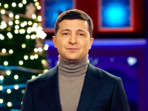 Зеленский призвал украинцев к единству (ВИДЕО)
