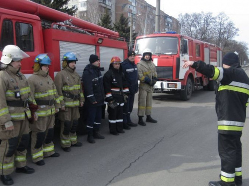 В Авдеевке стараются сделать избирательные участки безопаснее (ФОТО)