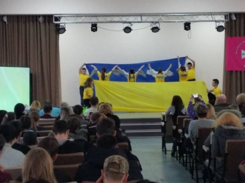 Авдіївські рої змагалися у день пам’яті Героїв Небесної сотні (ФОТО)