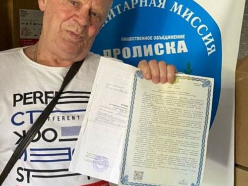 В Авдеевке помогли мужчине восстановить документы, сгоревшие во время пожара