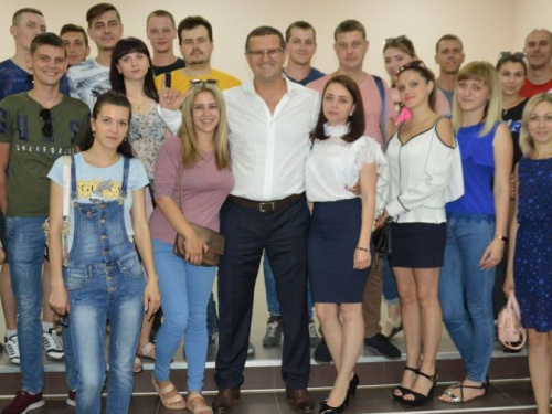 Выбор сделан: Авдеевка предложила Мусе Магомедову представлять город в Верховной Раде (ФОТО)