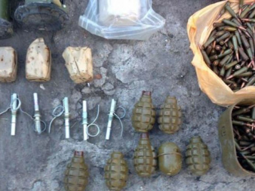 В Авдеевке изъяли оружие и взрывчатку