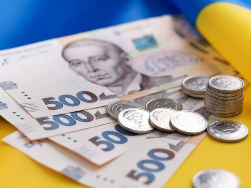 Власть предложила работающим самим копить себе на пенсию