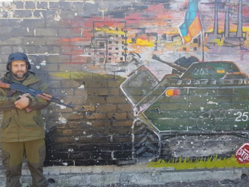 Авдеевская промзона: «горячая точка» превращается в картинную галерею (ФОТО)