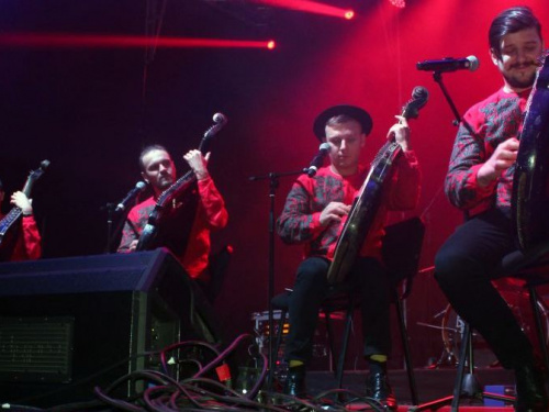 АВДЕЕВКА ФМ: фееричный финал под звуки бандуры