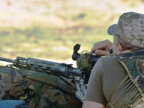 Возле Авдеевки стреляли из гранатометов и пулеметов