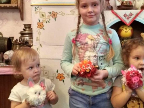 Авдеевских родителей учили делать игрушки (ФОТО)