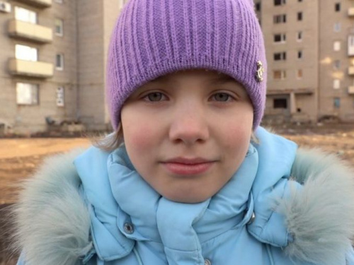 Соня из Авдеевки знает, как уберечься от мины, и мечтает о море