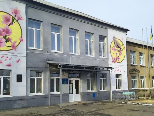 Батьки учнів першої школи Авдіївки проти реформування навчального закладу