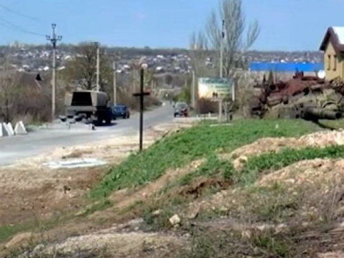 У Авдіївці продовжують реконструкцію меморіалу українським захисникам (ВІДЕО)