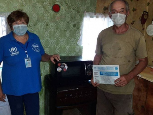 Сотрудники "Пролиска" помогли жителям Ясиноватского района оформить пенсию