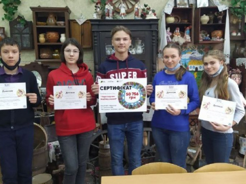 Конкурс «Перетворимо Авдіївку разом!» згуртував шкільну громадськість і став поштовхом до розвитку творчості (ВІДЕО)