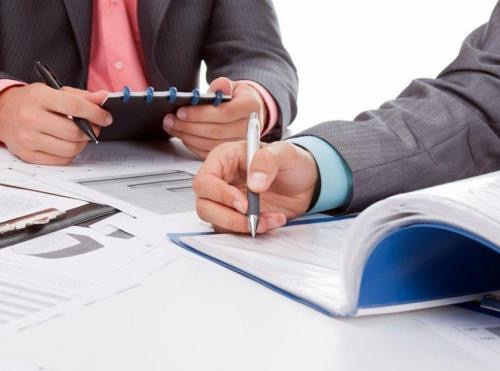В Україні оптимізують трудові відносини: що це означає