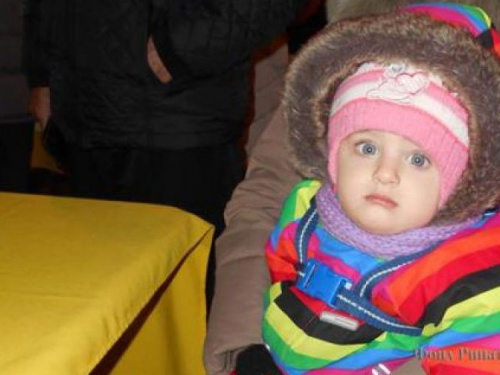 Жителям Авдеевки помогают бороться за выживание