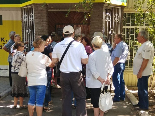 Навязывание платных услуг ВПЛ при прохождении идентификации в "Ощадбанке": как бороться