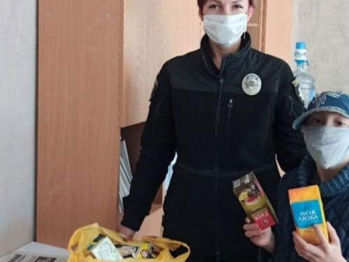 В Авдеевке правоохранители поддержали проблемные семьи