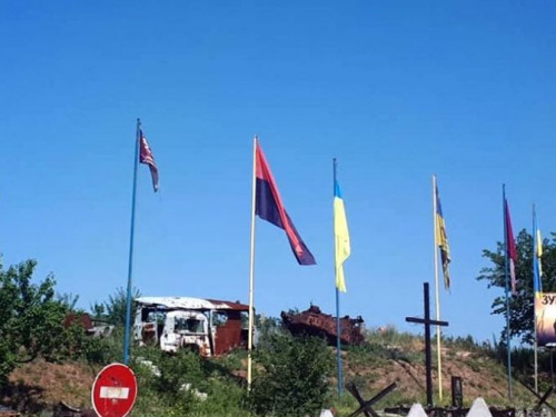 Активисты Авдеевки проводят акцию ко Дню освобождения города