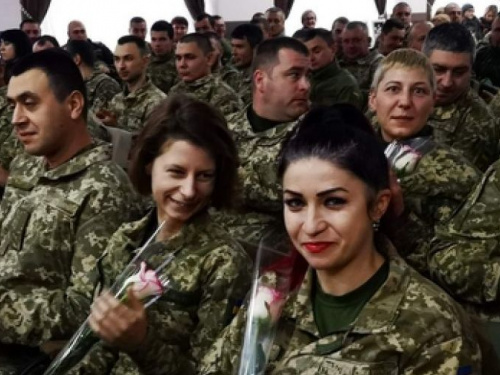 В Авдеевке поздравили защитников Украины (ФОТО)