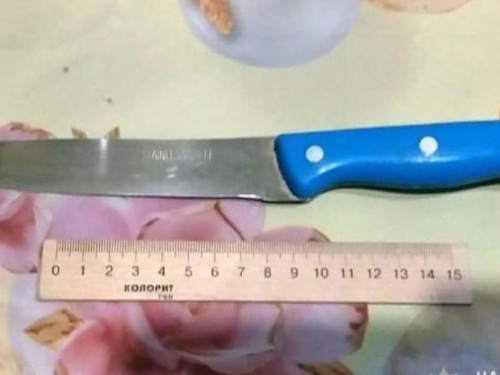 С ножевым ранением доставлен в больницу местный житель