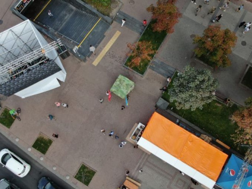 Гости из Авдеевки собрали в Киеве деньги для аэроразведки