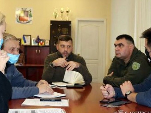 В Авдіївці представникам Червоного Хреста розповіли про актуальні проблеми громади