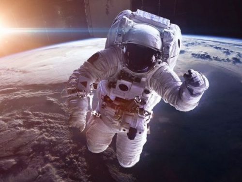 В гости к авдеевским школьникам приедет космонавт