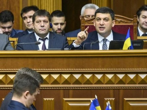 Пенсионные угрозы «Укрпочты»: глава Кабмина «категорически взволнован»