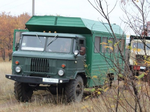Вода для Торецка: автомобиль с ремонтной бригадой попал на взрывное устройство